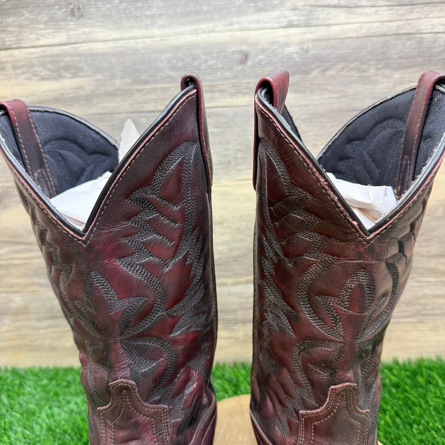 Laredo Men - Size 9EW - Black Cherry Western Cowboy Boots 68458