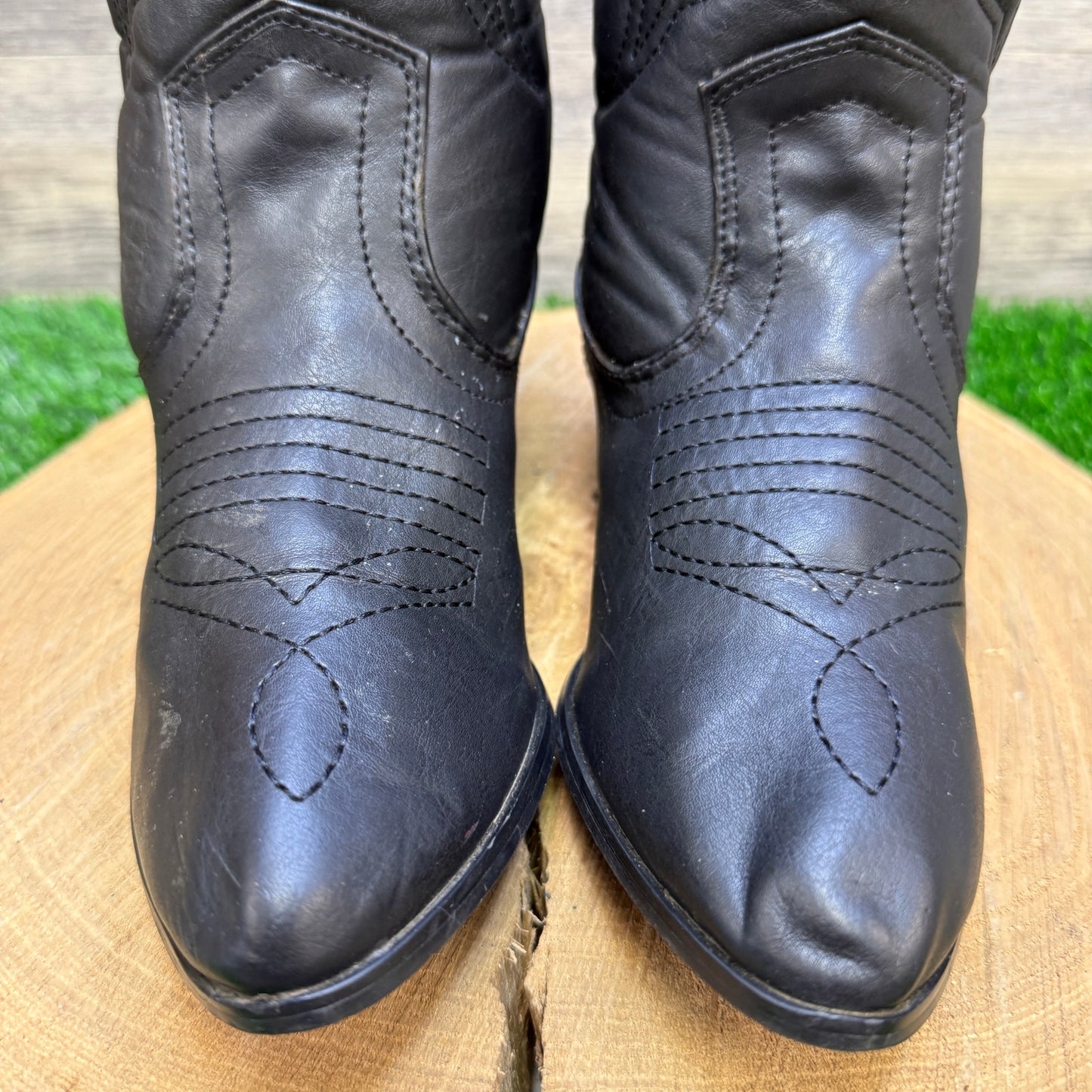 Chase Chloe Women - Size 7 - Black Soft Faux Leather Boots Style Charles-1