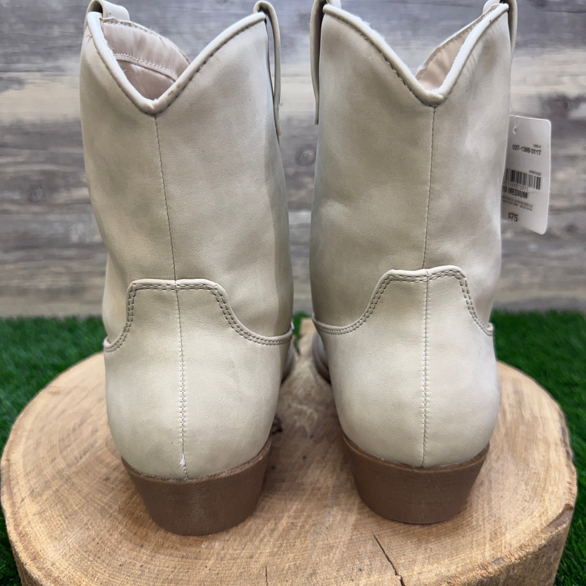 Arizona Jean Co. Women - Size 10M - Cream Faux Leather Ankle Boots Style Meyer