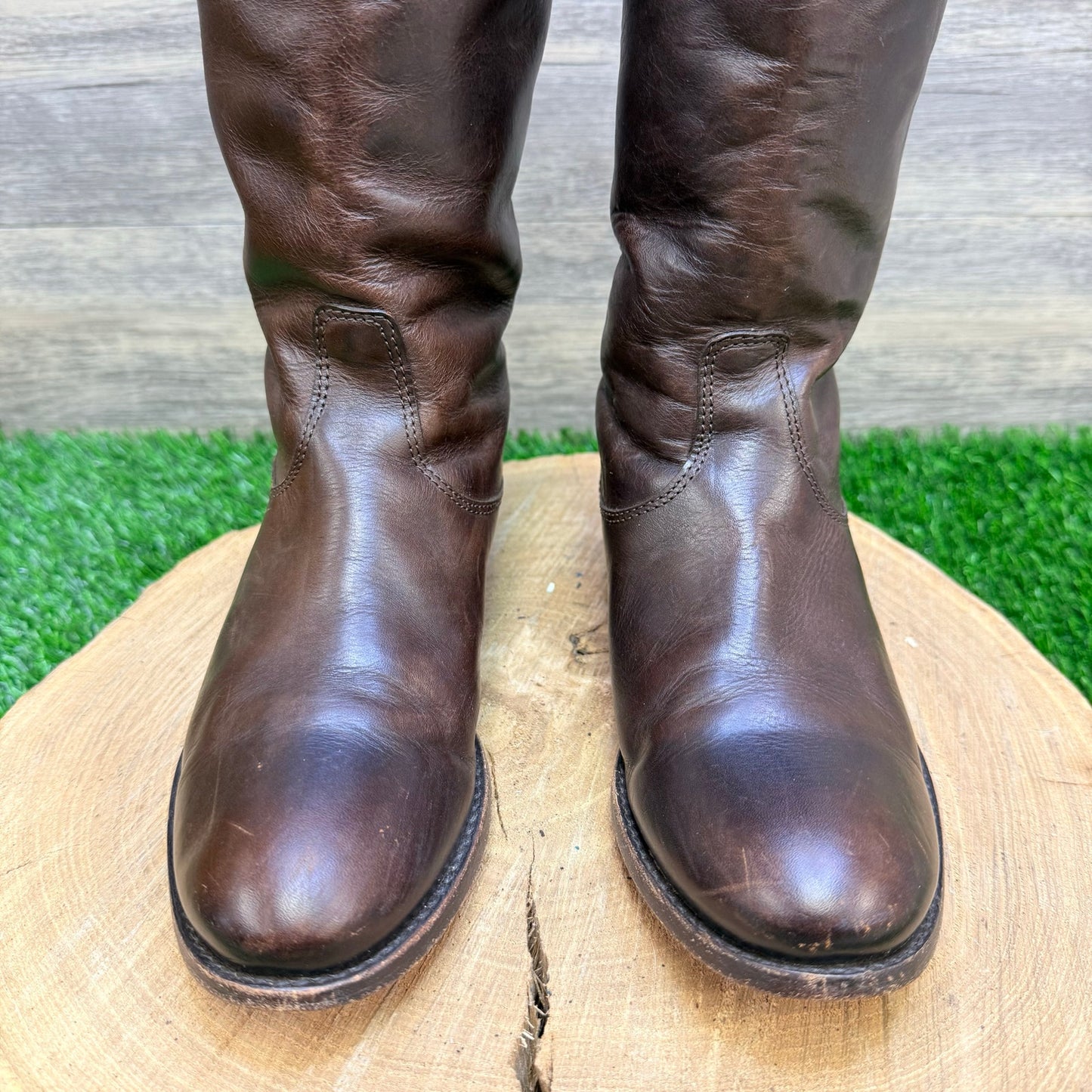 Frye Women - Size 6B - Brown Lindsay Riding Boots 76431