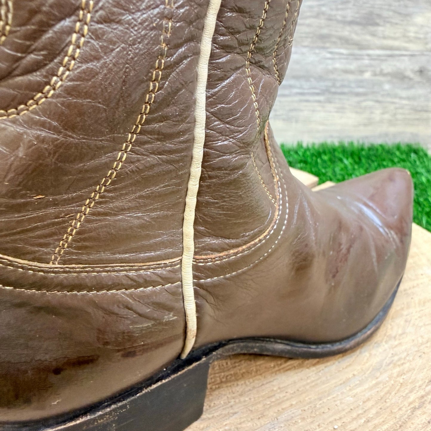 Justin Women / Youth - Size 5C / 1.5 - Vintage Brown Western Cowboy Boots L-4003