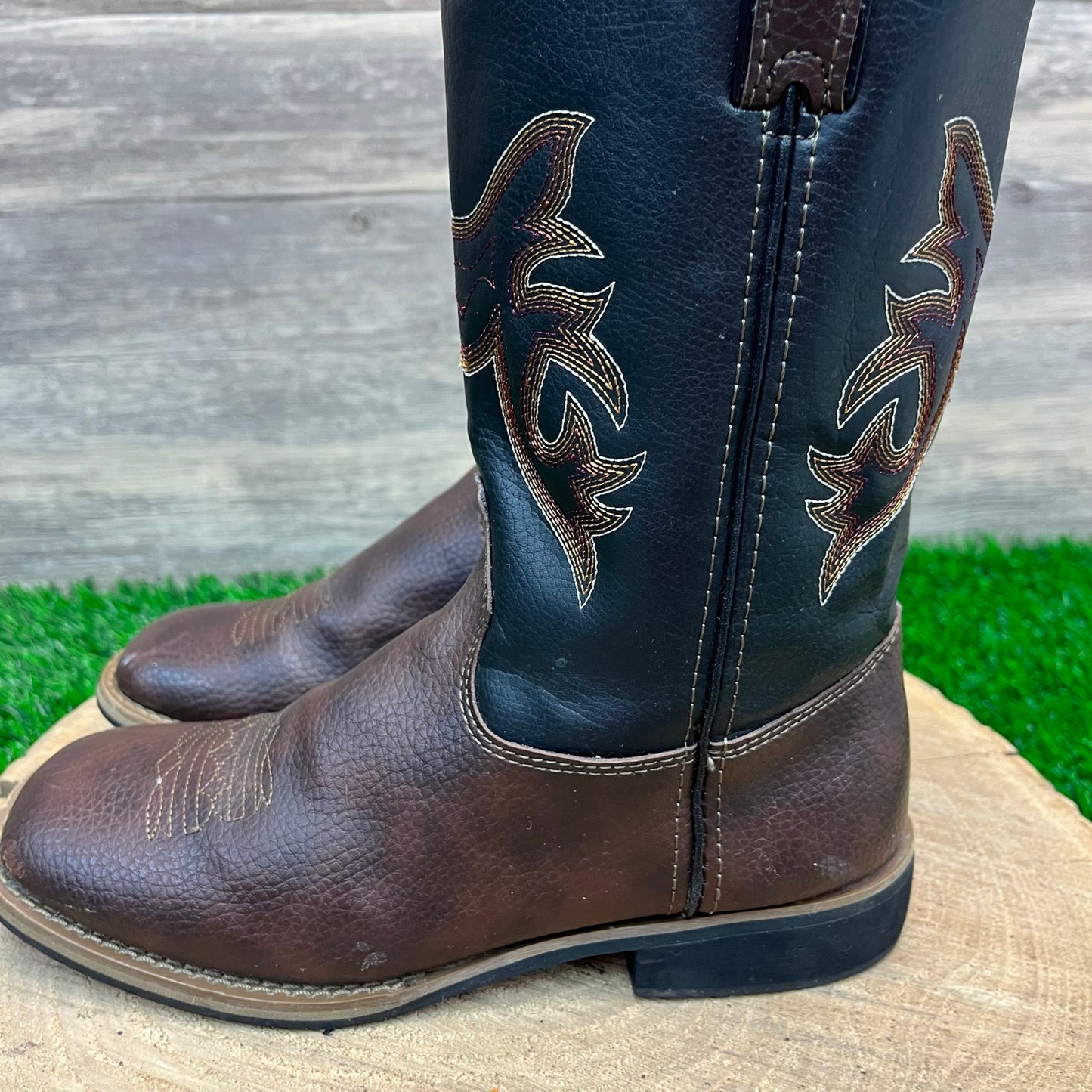 Austin Trading Co. Youth - Size 2 - Brown Faux Leather Square Toe Cowboy Boots