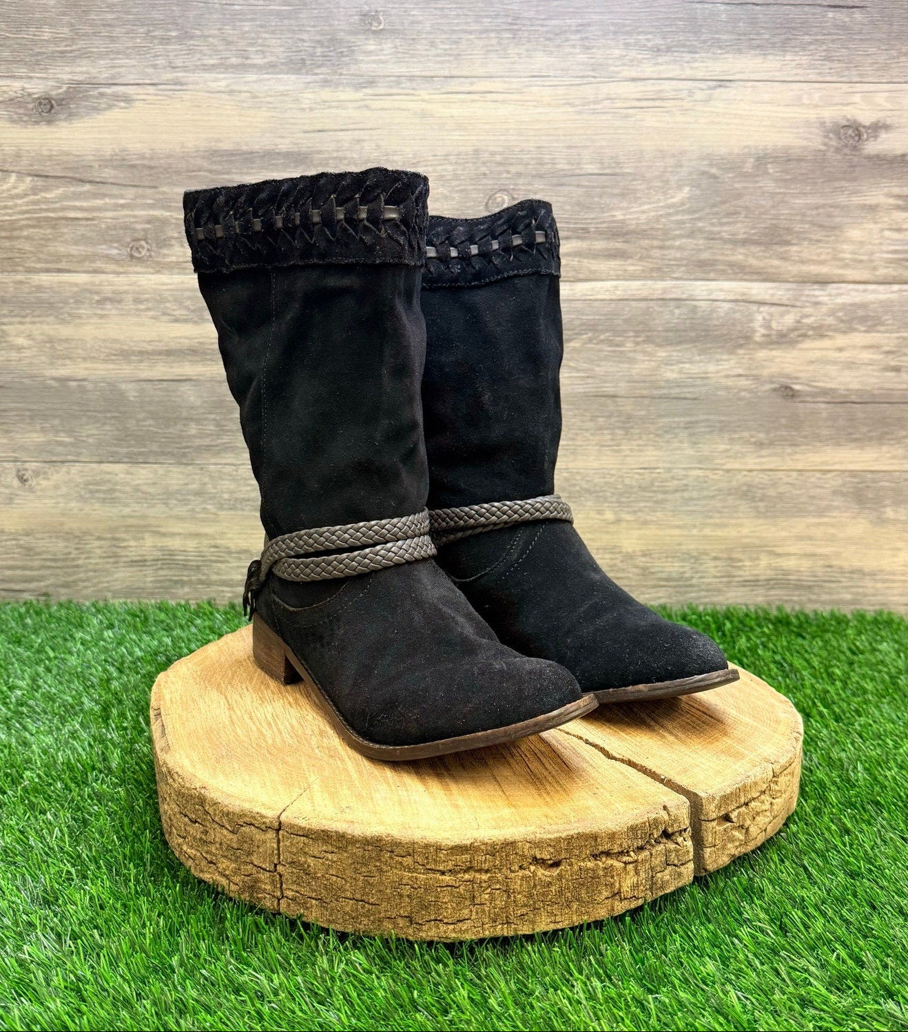 Very Volatile Women - Size 7 - Black Suede Strappy Boots