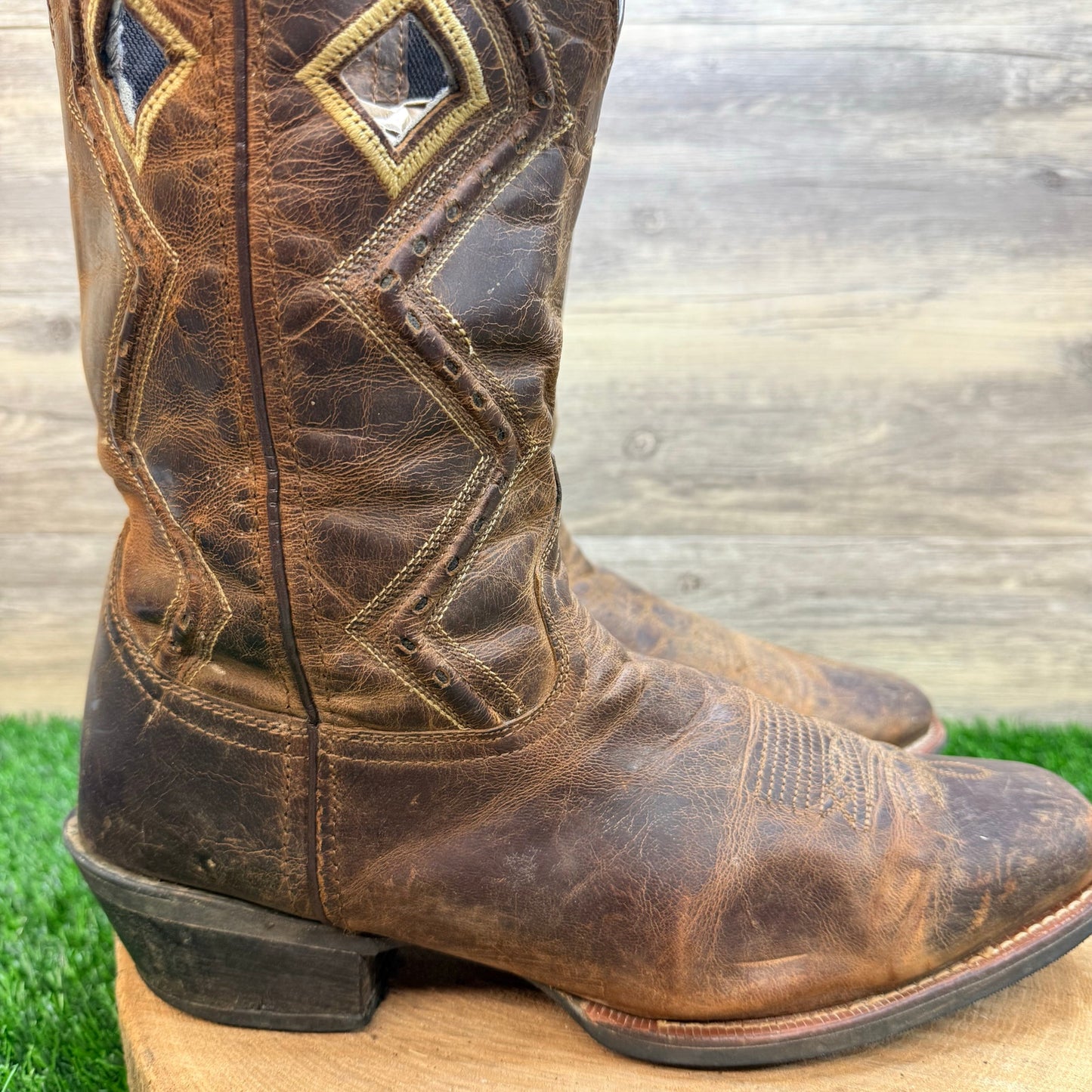 Laredo Men - Size 11EW - Brown Square Toe Western Cowboy Boots 68329