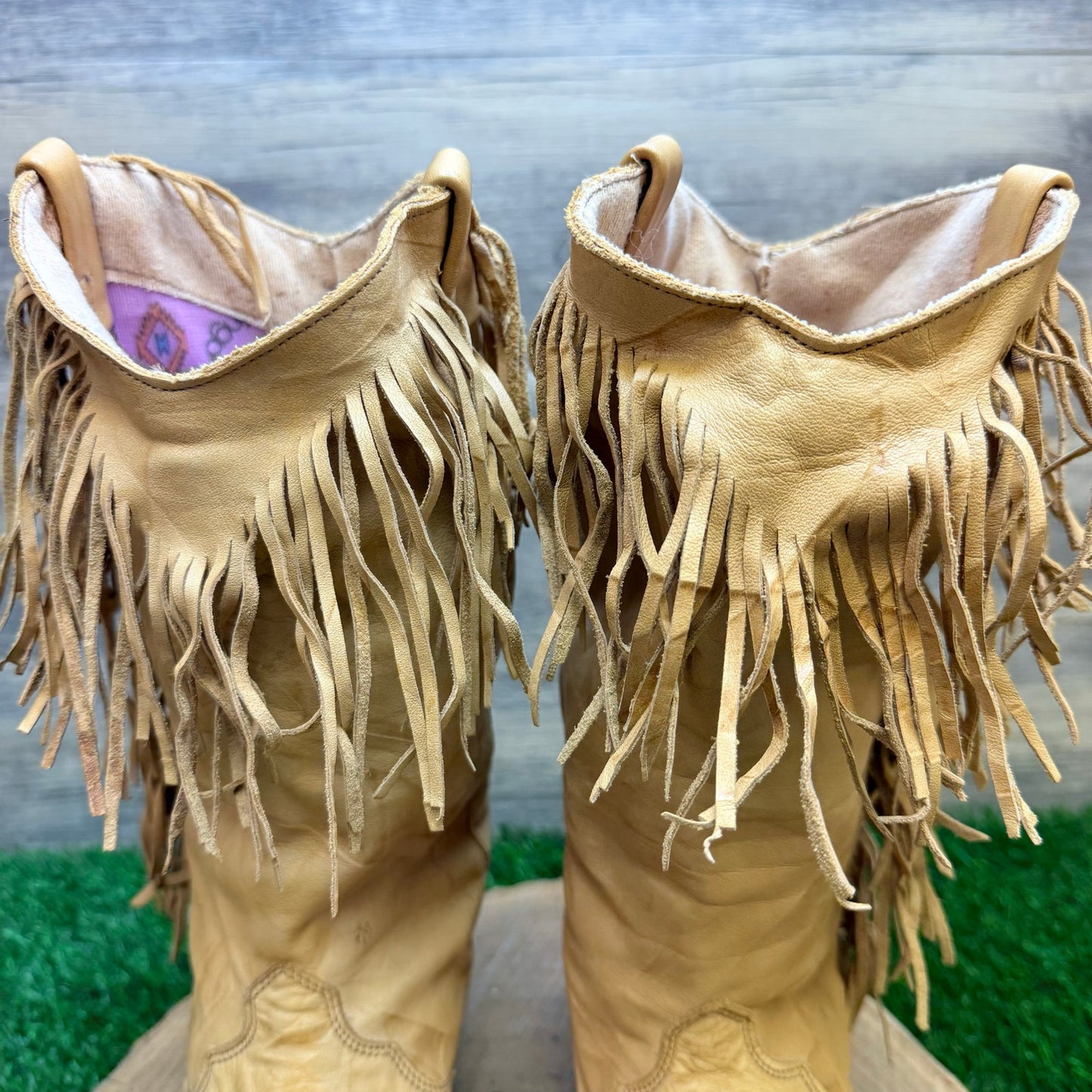 Dingo Women - Size 7M - Vintage Camel Fringe Soft Leather Cowboy Boots 8243