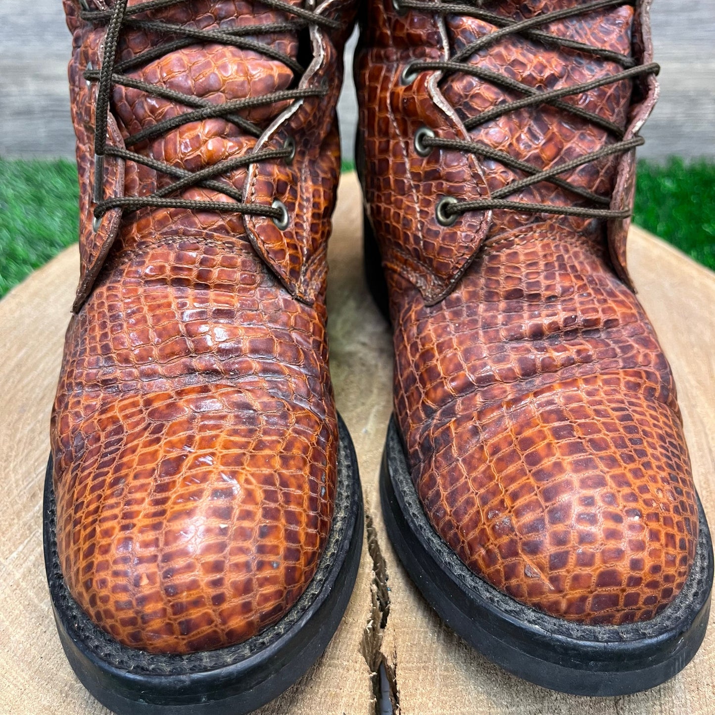 Dingo Women - Size 6.5M - Vintage Brown Animal Print Lace Up Boots Style 2305