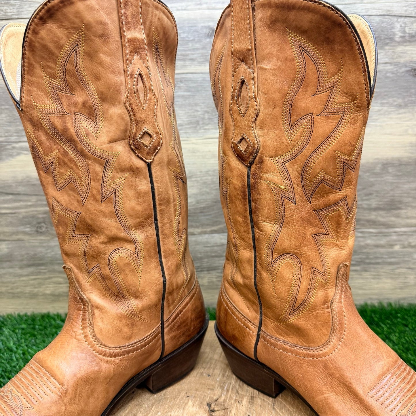 Nocona Women - Size 8B - Tan Snip Toe Western Cowboy Boots NL1600