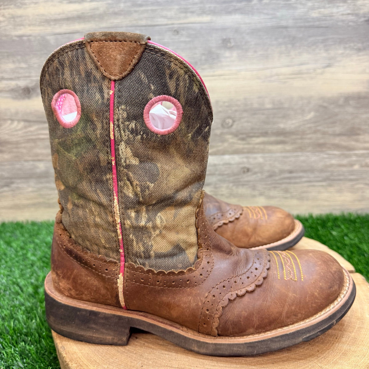 Ariat Women - Size 8.5B - Brown / Camo Western Cowboy Boots 10006854