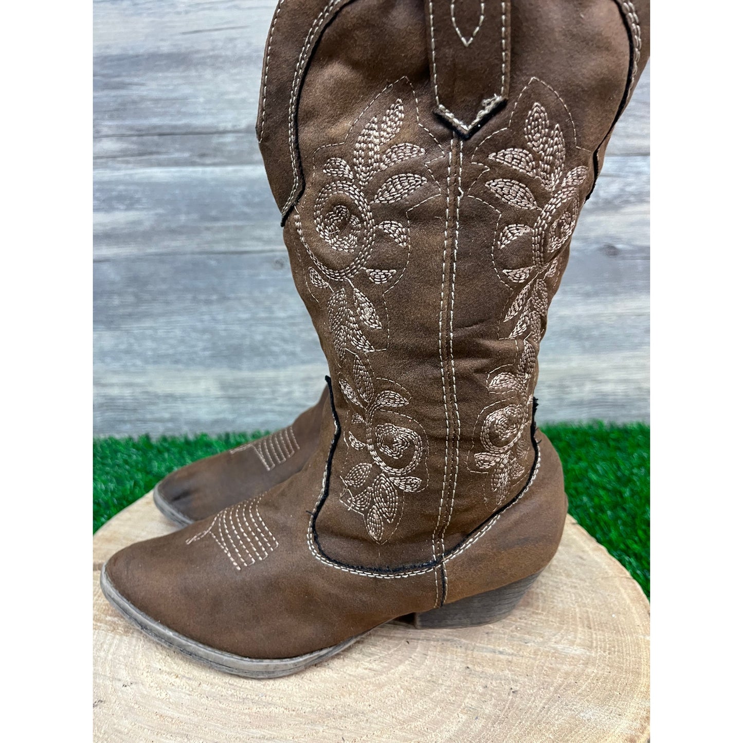 Coconuts Women - Size 6.5M - Brown Soft Faux Leather Cowboy Boots Style 429105