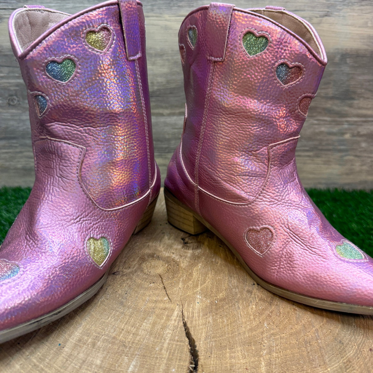 Lola Youth - Size 2.5 - Pink Glitter Heart Faux Leather Boots