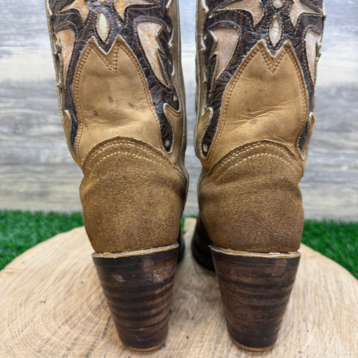 Miss Capezio Women - Size 7.5M - Vintage Tan Suede Butterfly Cowboy Boots L486