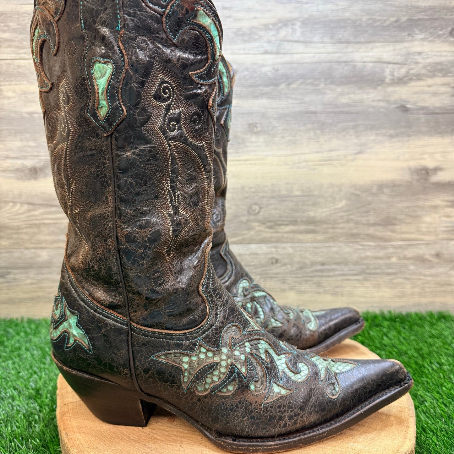Stetson Women - Size 9B - Distressed Chocolate Snake Inlay Cowboy Boots 0512