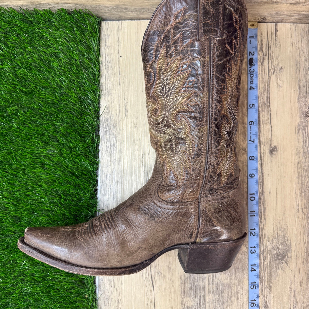 Double H Women - Size 7.5M - Distressed Taupe Snip Toe Cowboy Boots Style DH5223