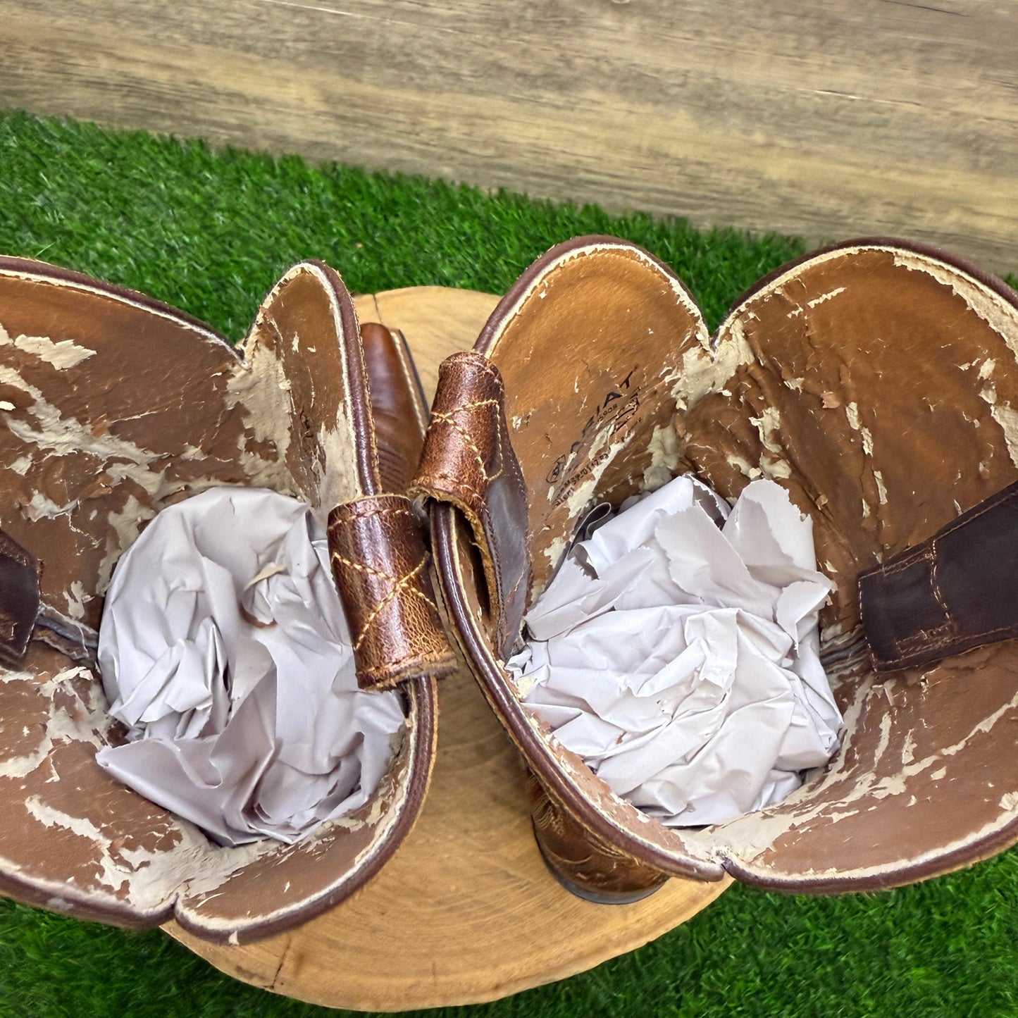 Ariat Women - Size 6B - Brown Heritage Snip Toe Cowboy Boots Style 10005908