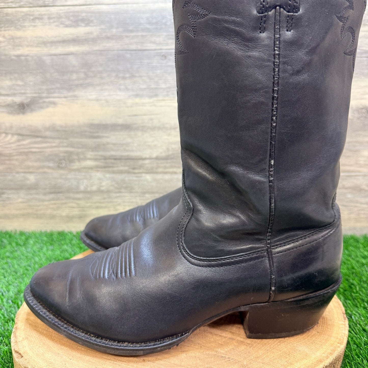 Ariat Men - Size 11EE - Black Heritage R Toe Cowboy Boots 10002192