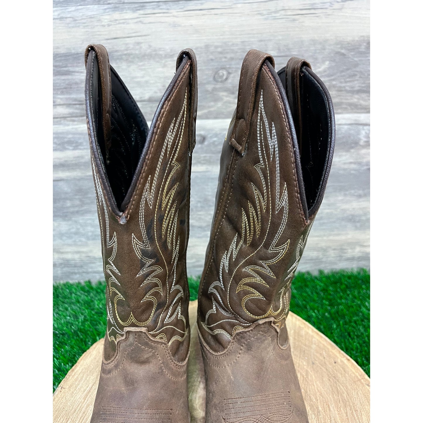 Laredo Women - Size 6M - Brown Cowboy Boots Style 5742