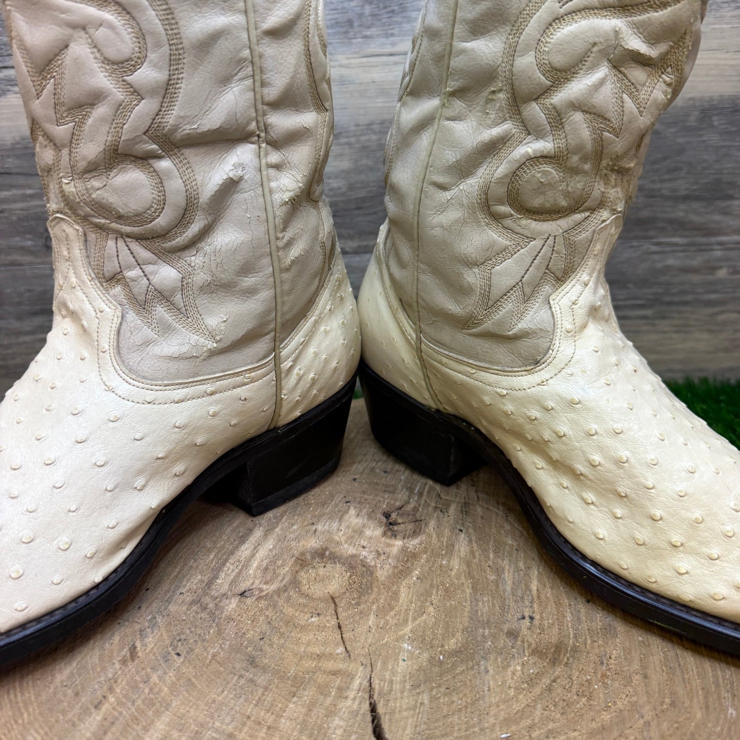 Acme Men - Size 9D - Vintage Cream Ostrich Western Cowboy Boots Style 4577