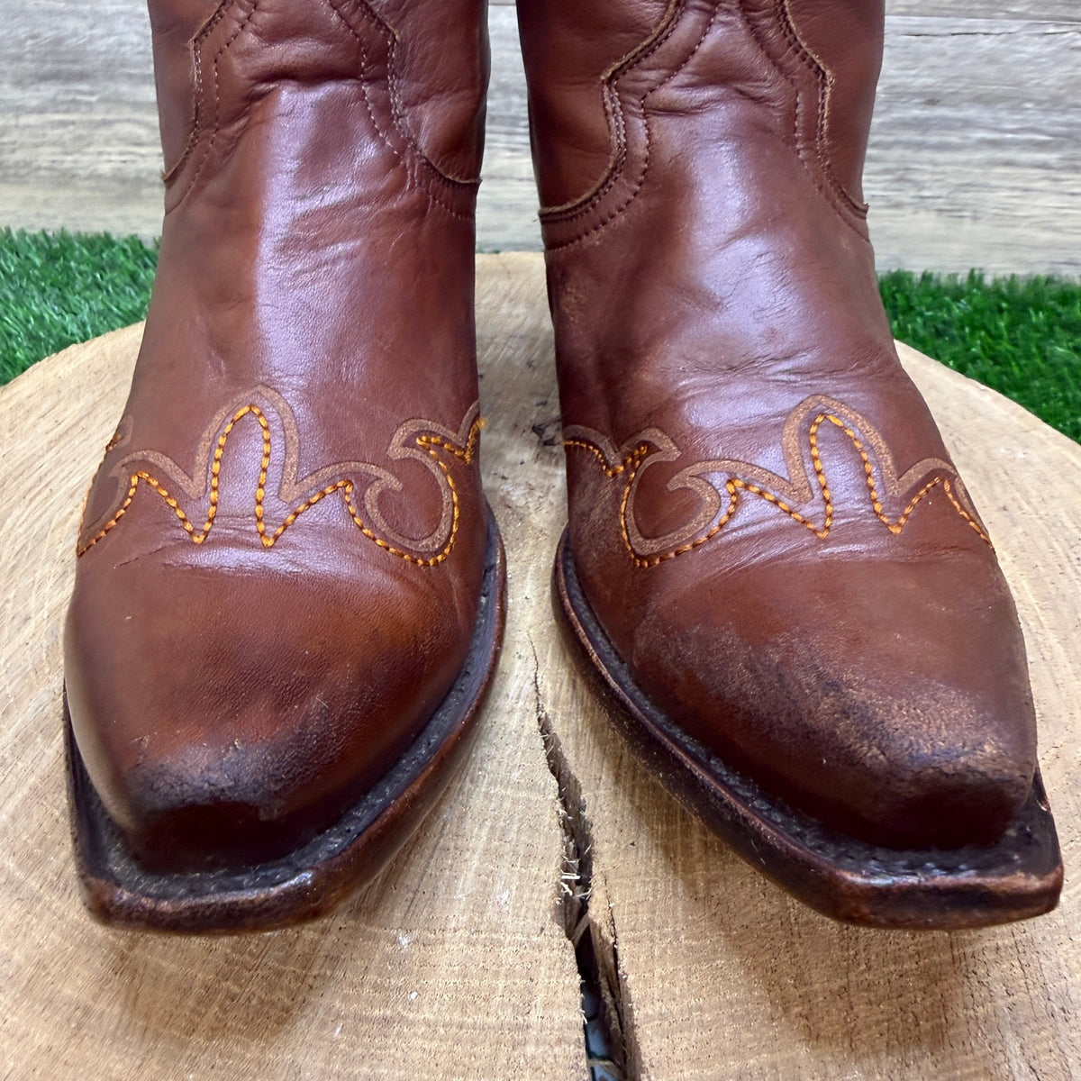 Lucchese Women - Size 7B - Brown/Orange Stitching Ankle Cowboy Boots M6019