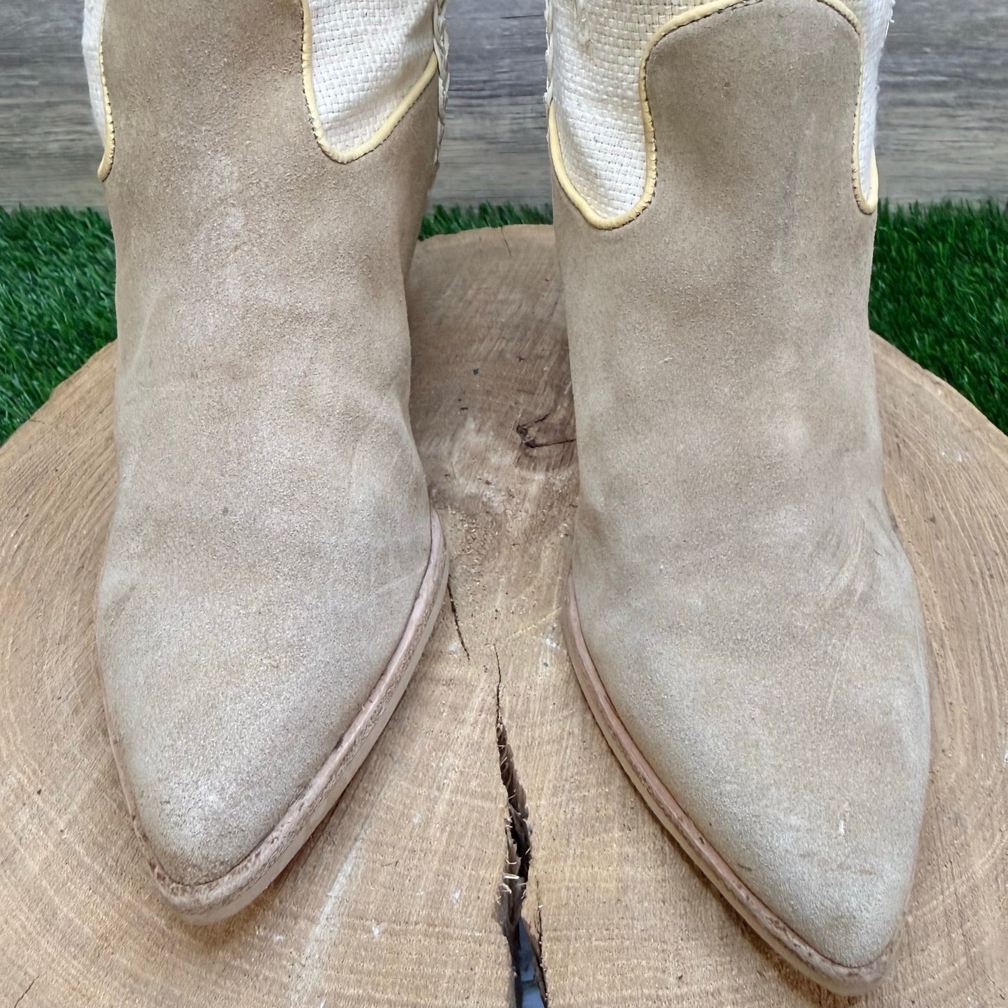 Dolce Vita Women - Size 9 - Beige / Cream Suede Canvas Ankle Boots