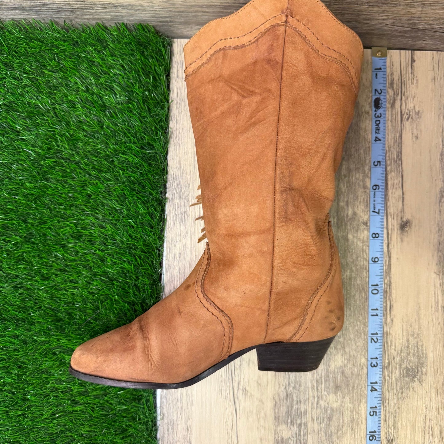 Poppies Women - Size 6.5 - Vintage Tan Fringe Suede Boots