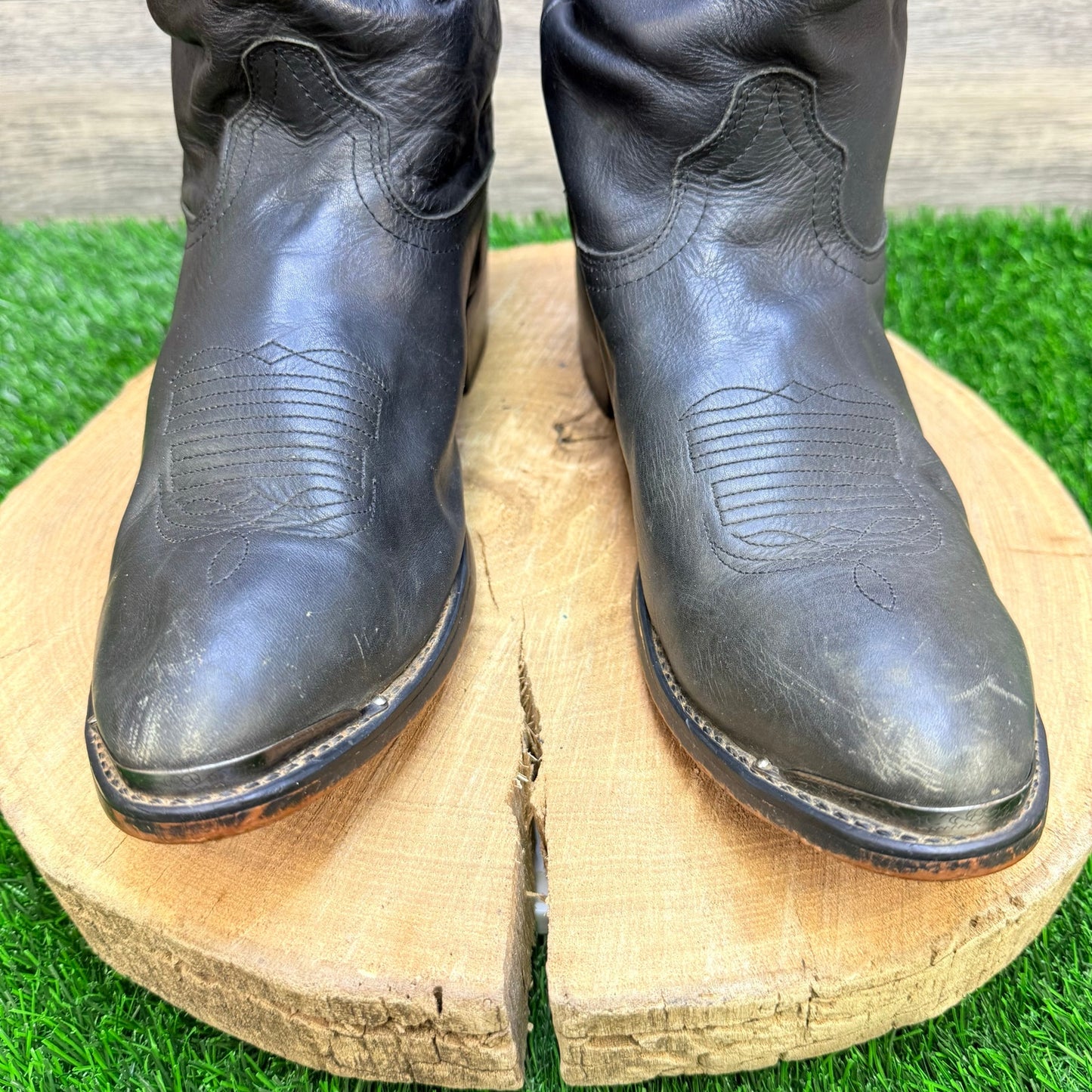 Durango Men - Size 9.5D - Black Leather Cowboy Boots SW549