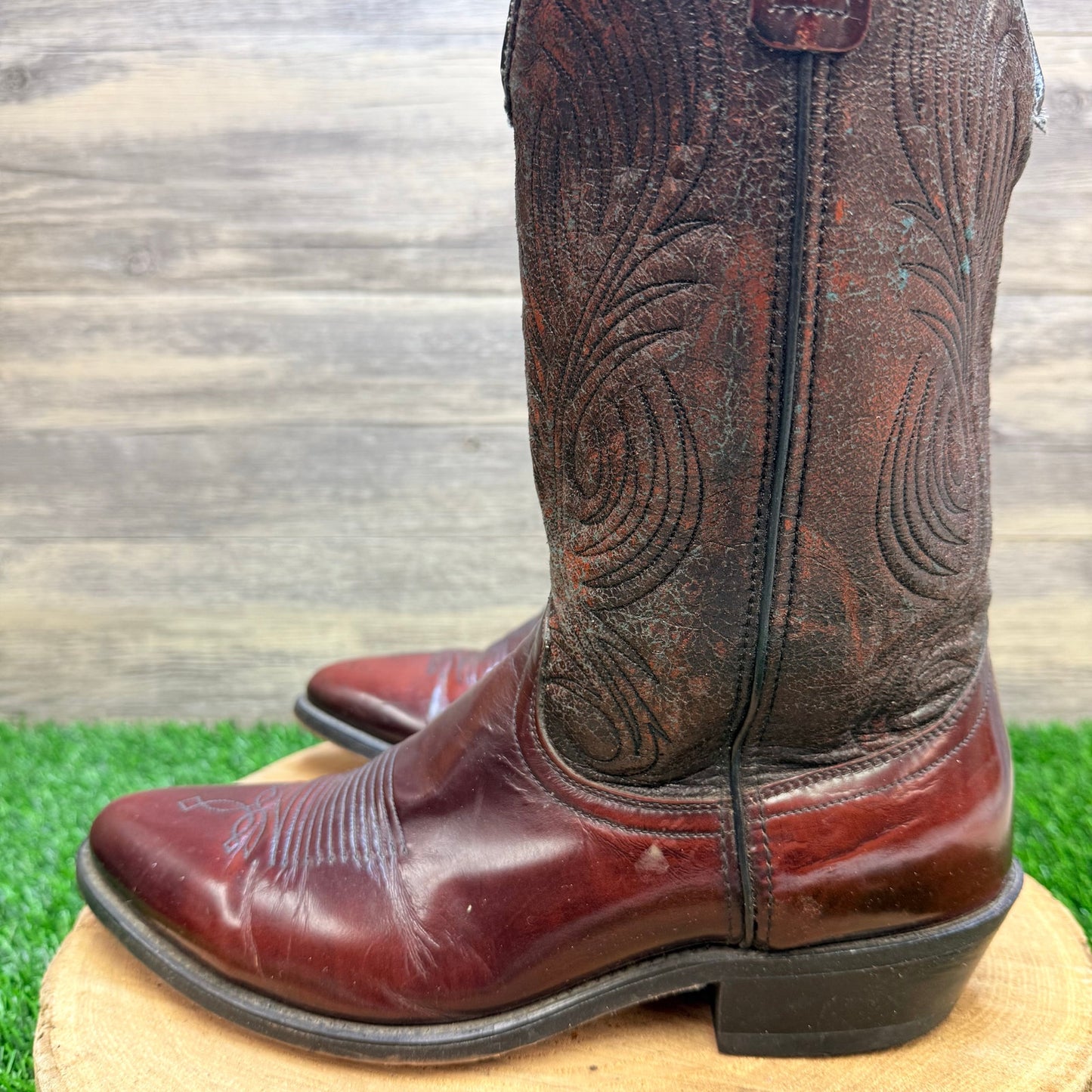 Laredo Men - Size 8.5EE - Vintage Brown Cowboy Boots 12382