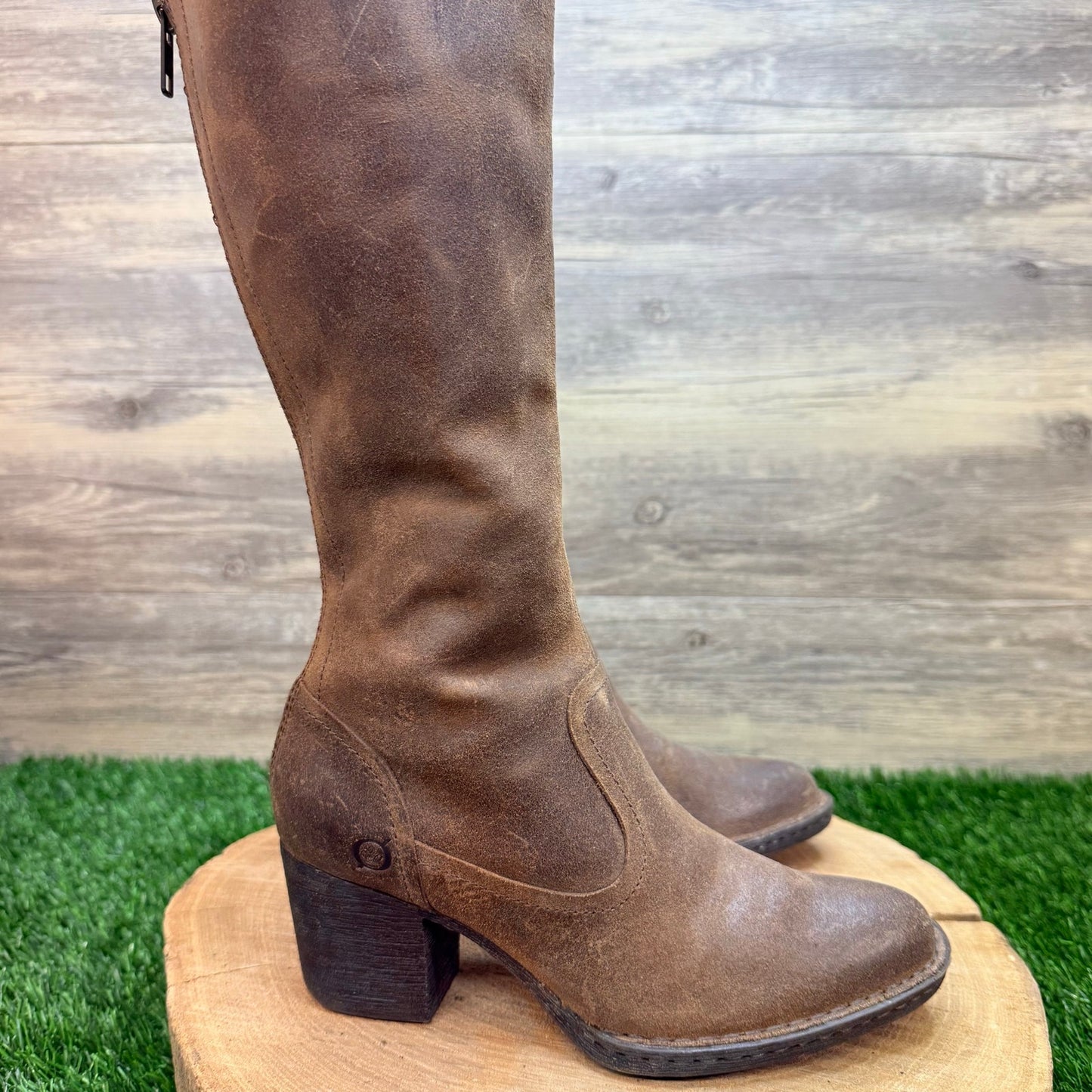 Born Women - Size 5 - Brown Tall Zipper Boots D17906