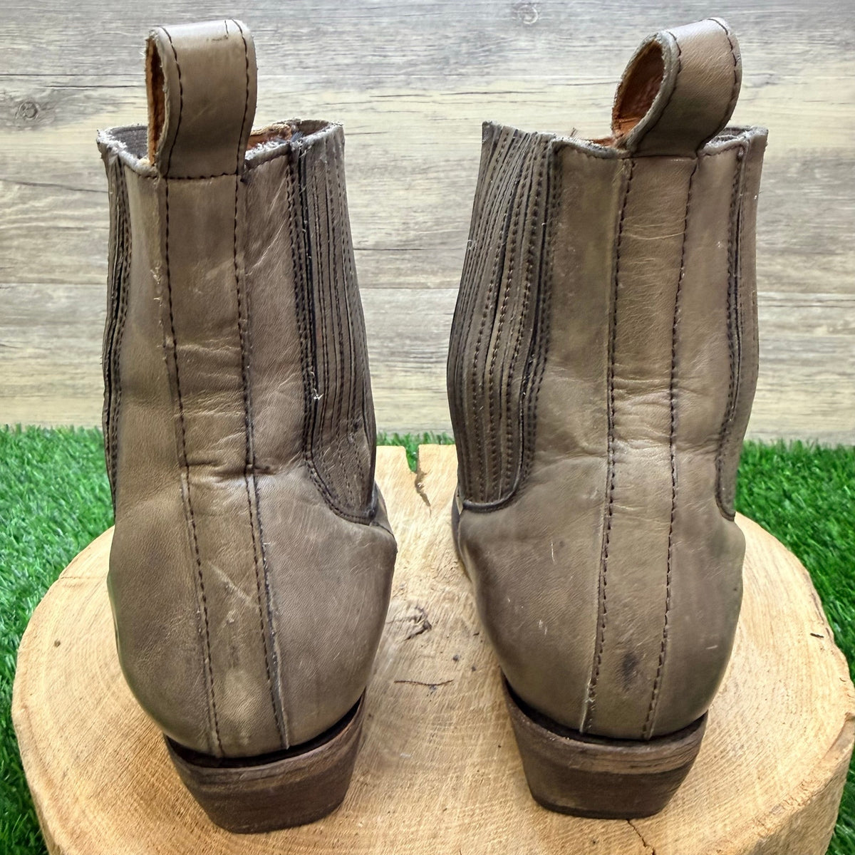 Frye Women - Size 11B - Grayish Ankle Short Boots 70521