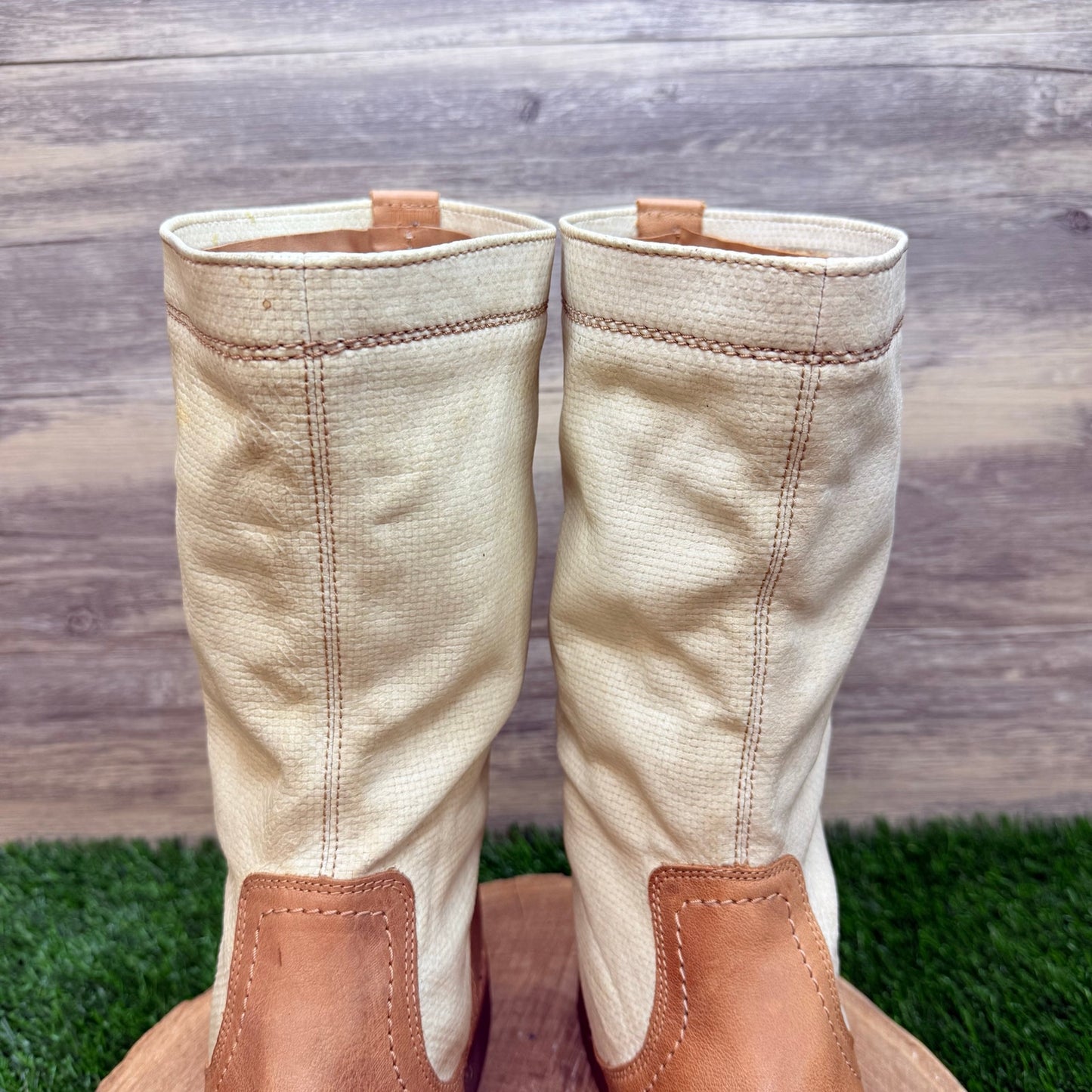 Olukai Women - Size 9.5 - Tan / Cream Haleakala Canvas Boots 01798