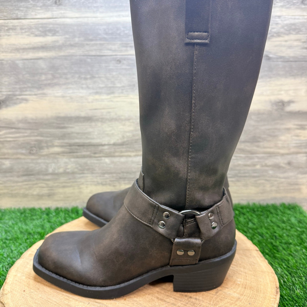 Time and Tru Women - Size 6.5 - Brown Faux Leather Moto Cowboy Boors 56514