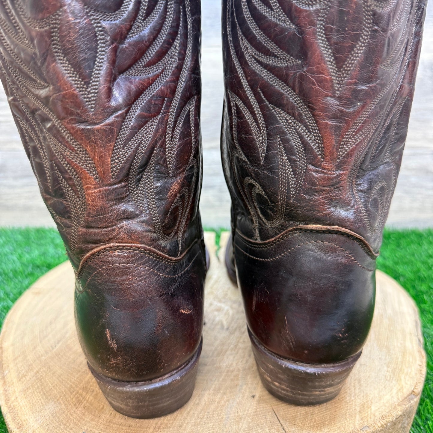 Laredo Men - Size 10.5D - Vintage Burgundy Western Cowboy Boots Style 53275